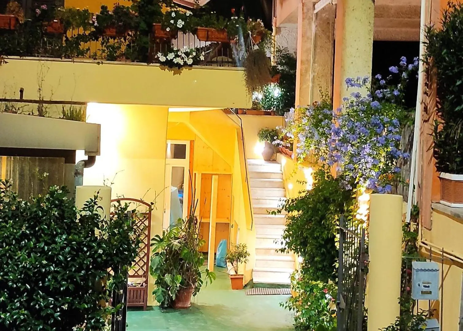 Elisa E Carla House Beautiful Apartments On The Cassia Rom Italien